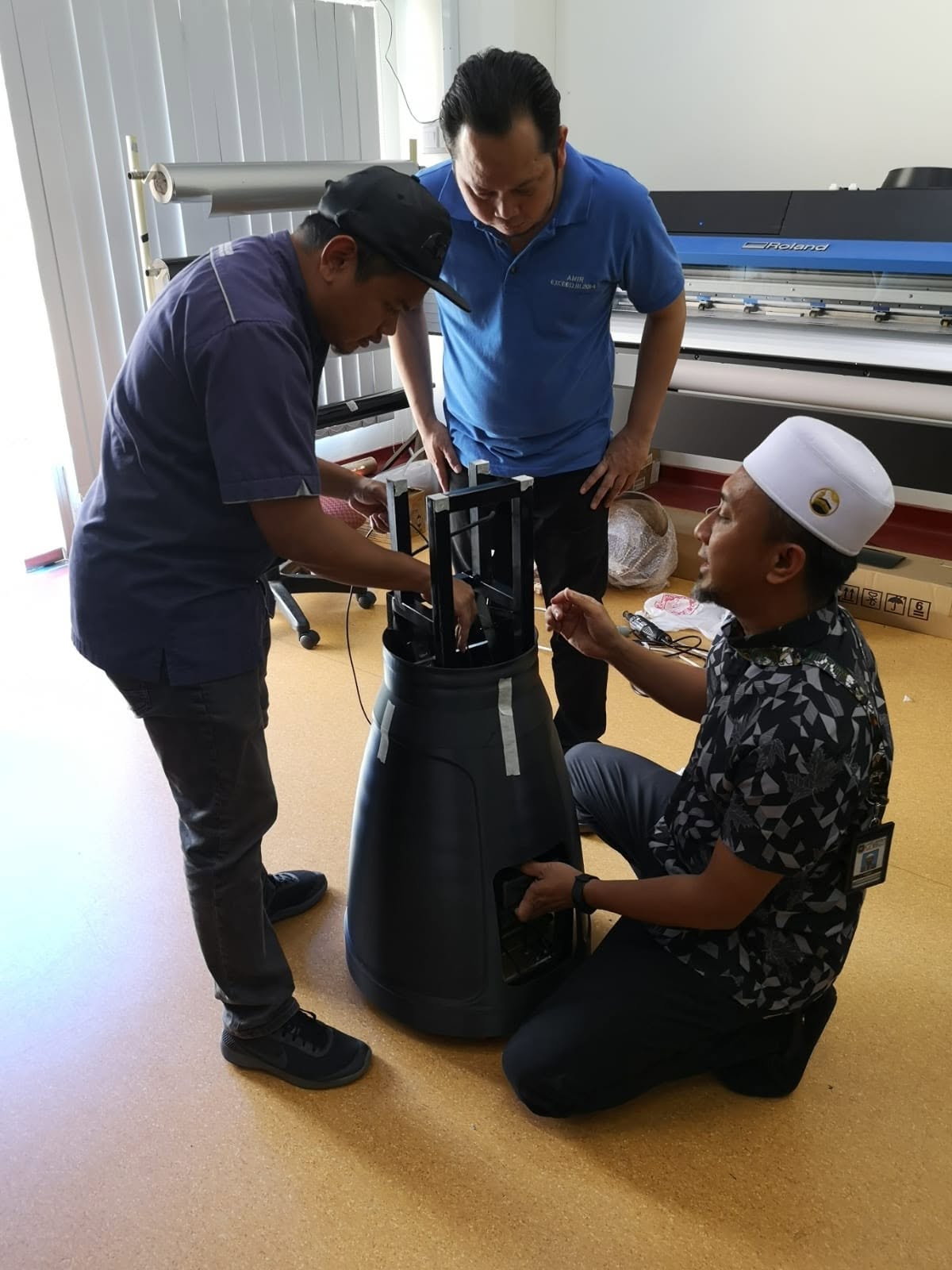 Seeba-Robot Pengiring — 4