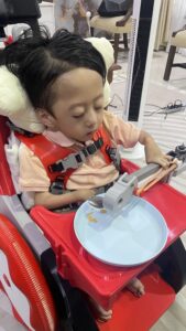 Adaptive Feeding Aid – FEED ME, image 3